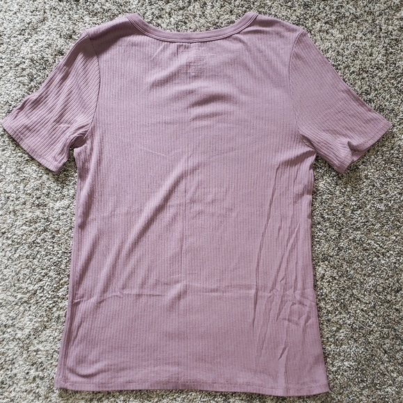 Lucky Brand| NWOT| Set of Three Short Sleeve T-Shirts in Mauve, Mint, and Slate - Picture 10 of 10